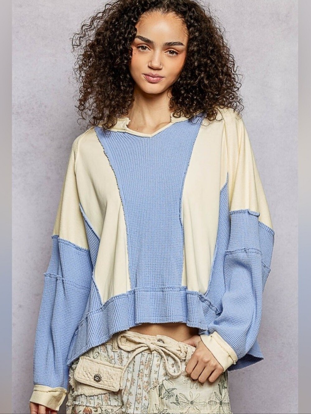 POL Thermal Womens Blue&Cream Waffle Knit Colorblock Patchwork Boho Sweatshirt S